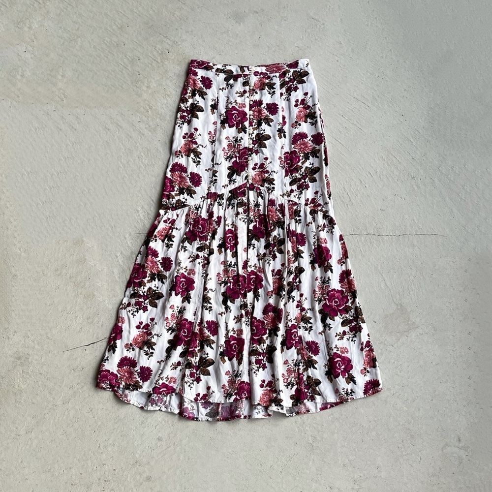 American Eagle Long Floral Skirt!